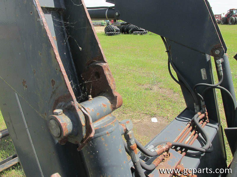 SCHWARTZ 134QX LOADER 8FT W/ GRAPPLE